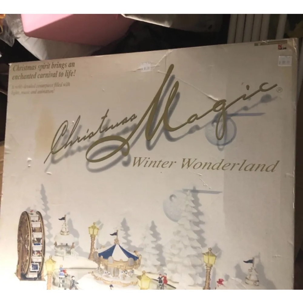 Trendmasters Christmas Magic Winter Wonderland Musical Ice Skating Carnival '97